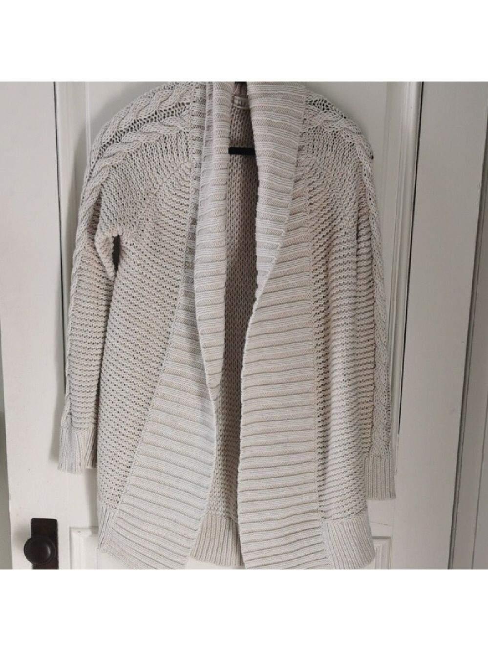 Womens GAP open front vintage chunky knit oatmeal shawl collar cardigan. Size M
